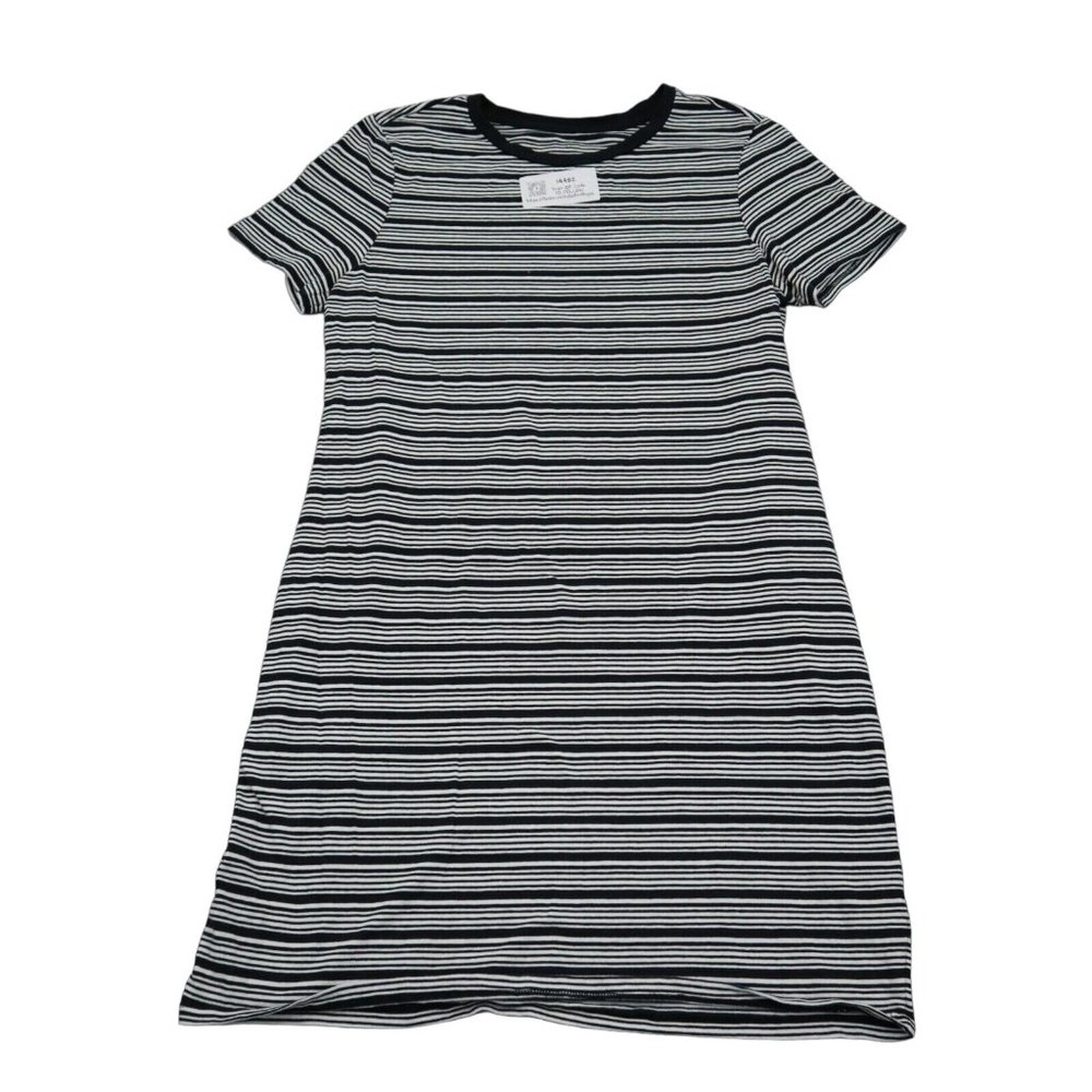 Dip Dress Womens XL Black and White Striped Knit Short Sleeve Shirt Outfit